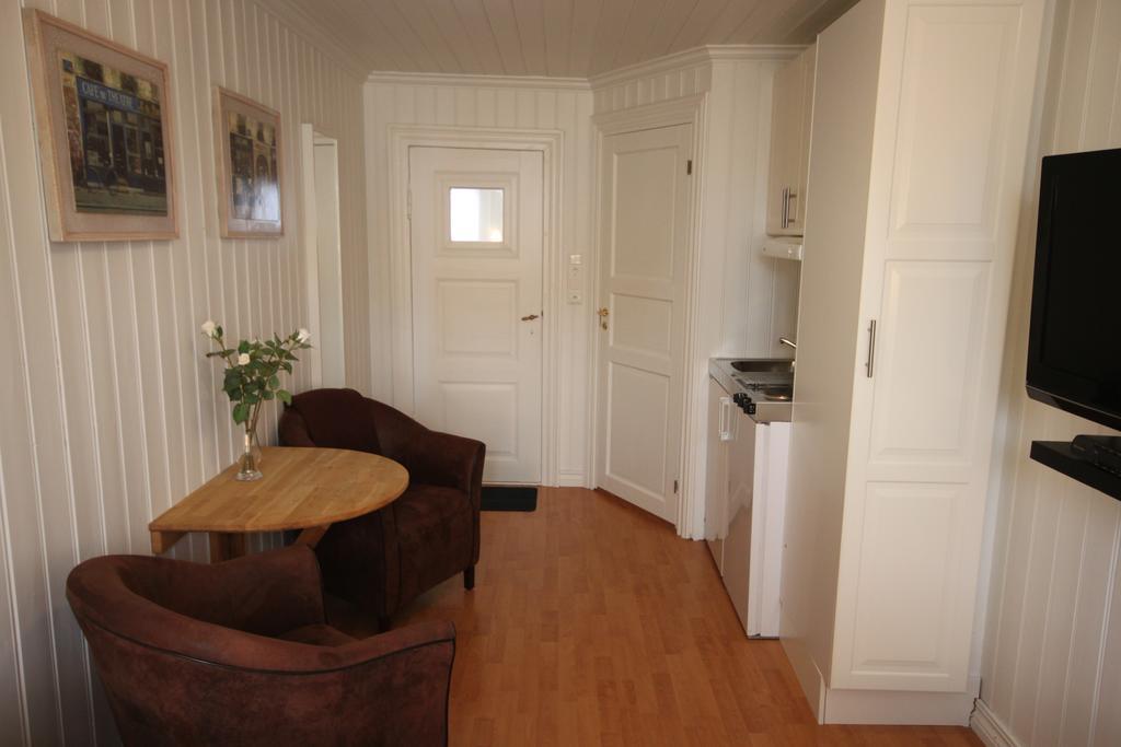 Apartment Old Town Skudeneshavn Номер фото